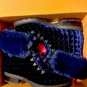 Navy Blue ankle boots size 9